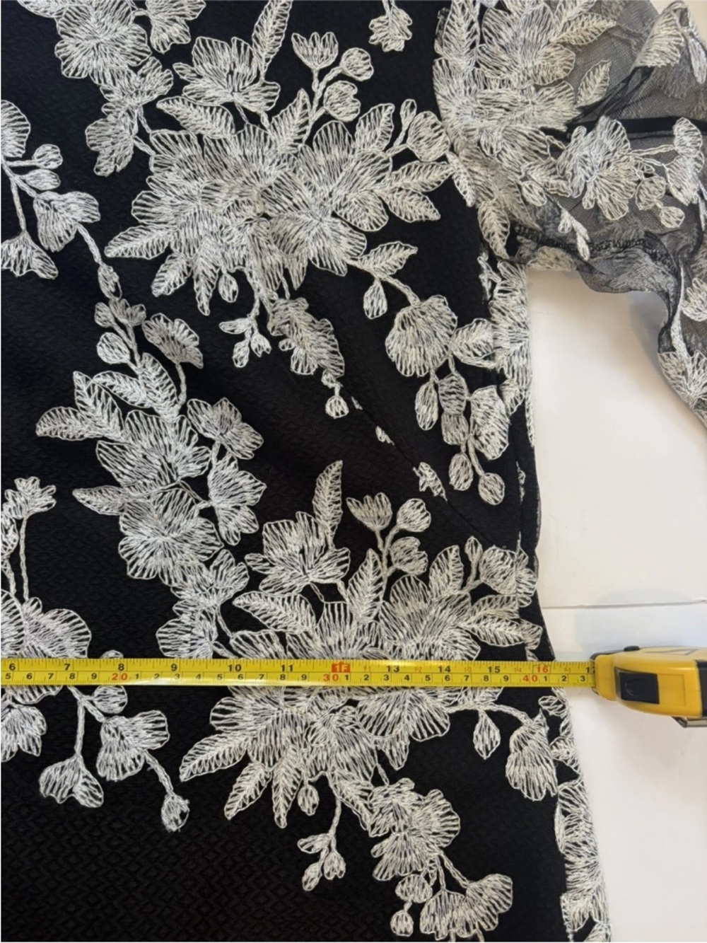 Tadashi Shoji Black Lace Embroidered High Low Gown Size 10 Alt See Measurements - Picture 10 of 15